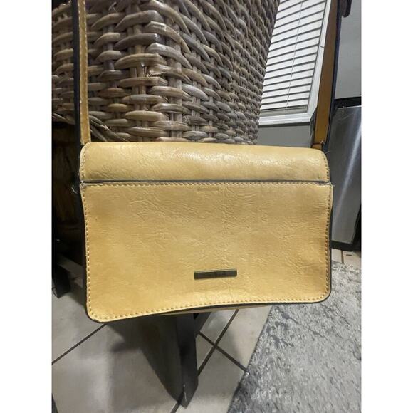 SIMPLY NOELLE Women's Crossbody Shoulder Bag Clutch Small Faux Leather Yellow - Picture 6 of 6